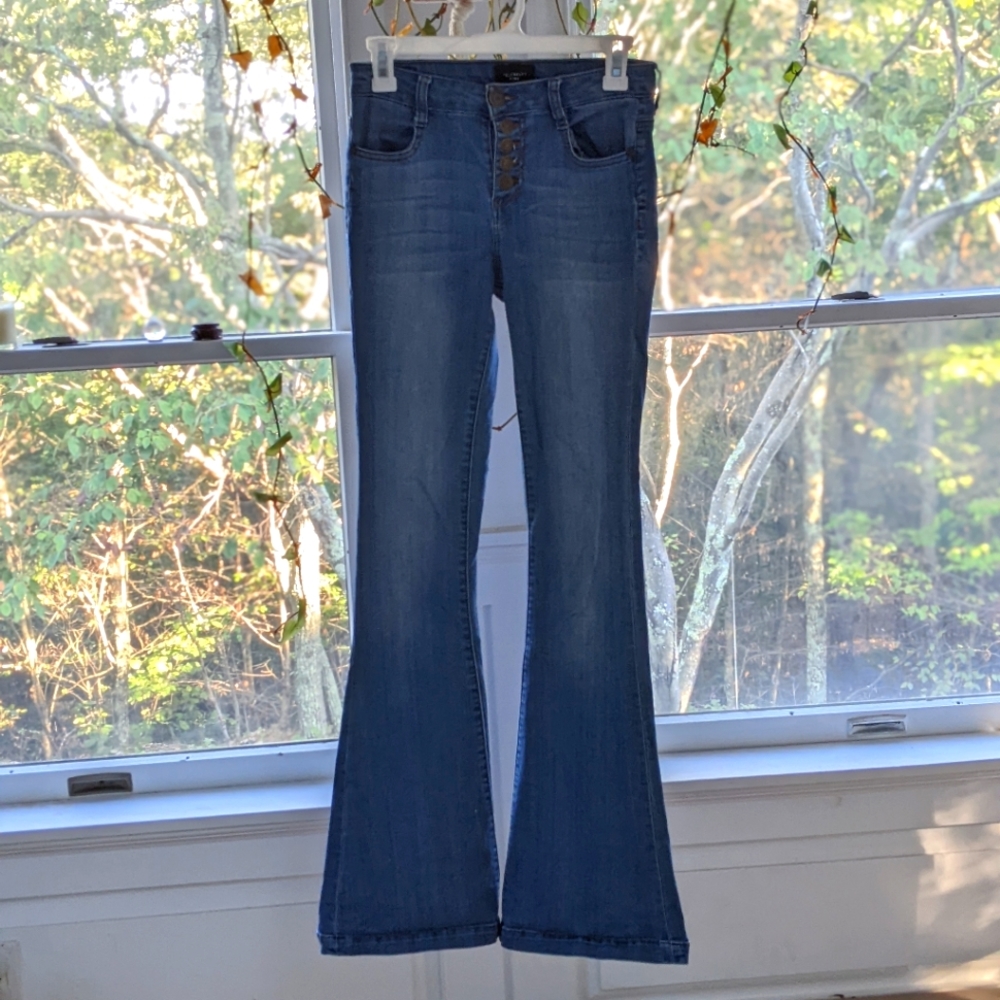 Flared Jeans